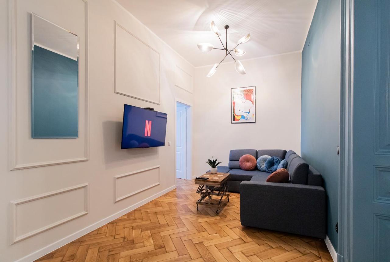 Modern Apartments Pilsudskiego Street Krakau Buitenkant foto